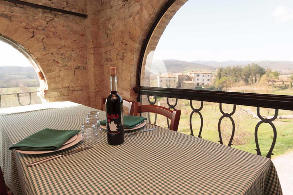 אניירי Locanda Al Castello Di Sorci מראה חיצוני תמונה
